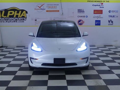 Used 2023 Tesla Model 3 Standard Range RWD image 2
