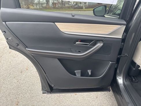 Used 2025 MAZDA CX-90 3.3 Turbo w/ Preferred Package image 22