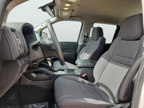 Used 2025 Nissan Frontier S AWD/4WD image 15
