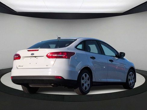 Used 2015 Ford Focus S image 8