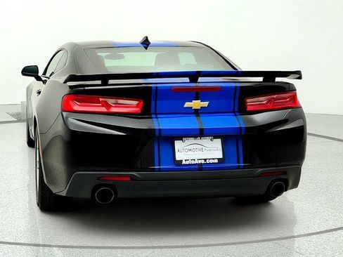 Used 2017 Chevrolet Camaro LT RWD image 6