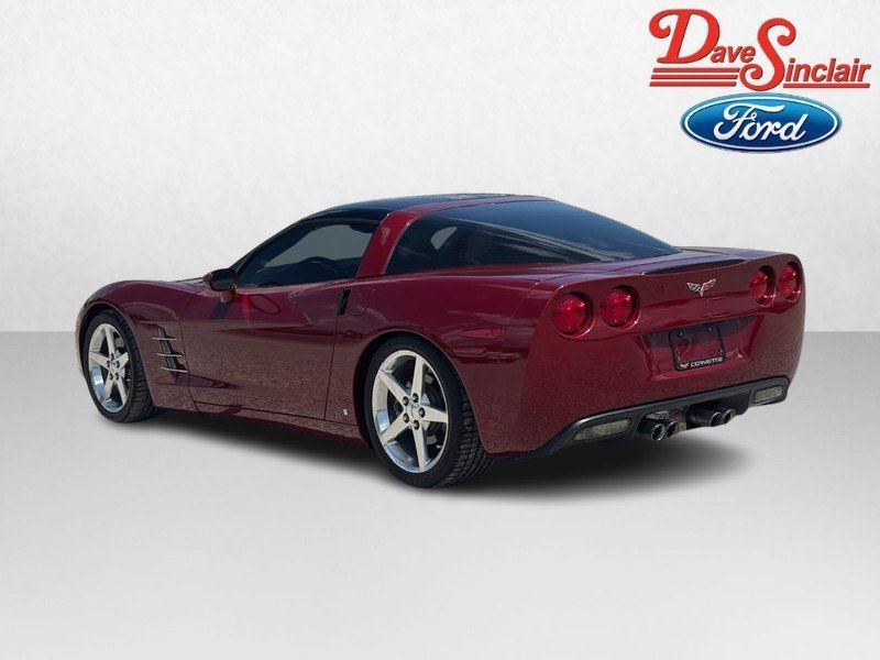 Used 2006 Chevrolet Corvette Coupe w/ Preferred Equipment Group RWD image 9
