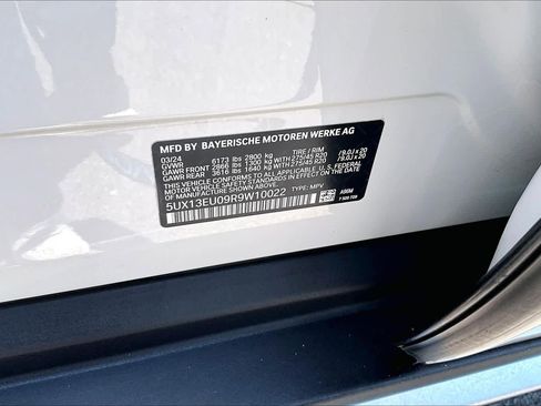 Used 2024 BMW X5 sDrive40i w/ Premium Package RWD image 39