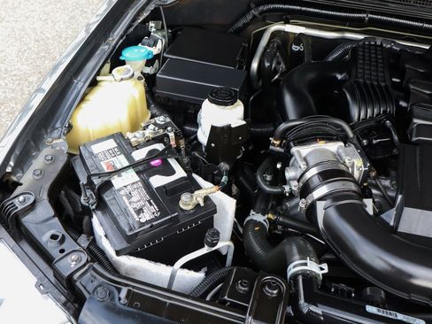 Used 2019 Nissan Frontier SV w/ Value Truck Package image 12