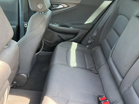 Used 2018 Chevrolet Malibu LS FWD image 32