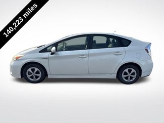 Used 2014 Toyota Prius Three FWD video 2