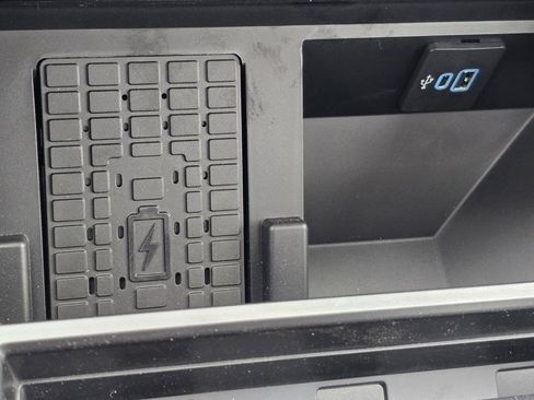 New 2026 Ford F250 Lariat w/ Black Appearance Package image 15