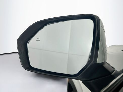 Used 2025 Hyundai Palisade SEL AWD/4WD image 16