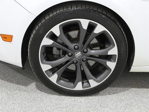 Used 2019 Buick Cascada Premium image 21