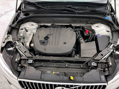 Certified 2023 Volvo XC60 B5 Ultimate w/ Protection Package Premier image 13