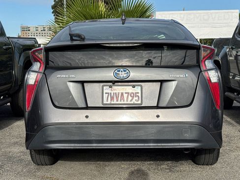 Certified 2017 Toyota Prius Four w/ Premium Convenience Package FWD image 6