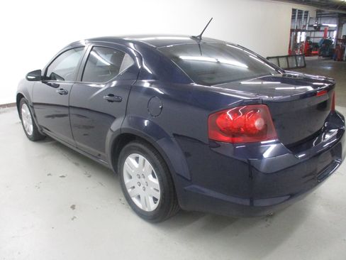 Used 2014 Dodge Avenger SE w/ Quick Order Package 27Z SE V6 FWD image 5