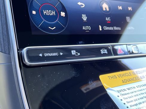 New 2026 Mercedes-Benz GLC 300 4MATIC image 31