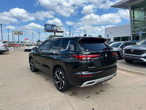 Used 2022 Mitsubishi Outlander SE FWD image 7