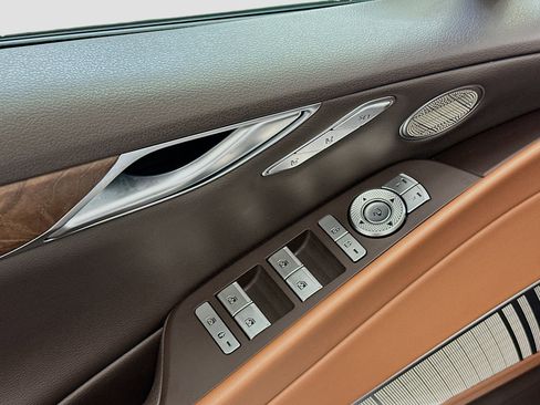 Used 2024 Genesis G80 image 15