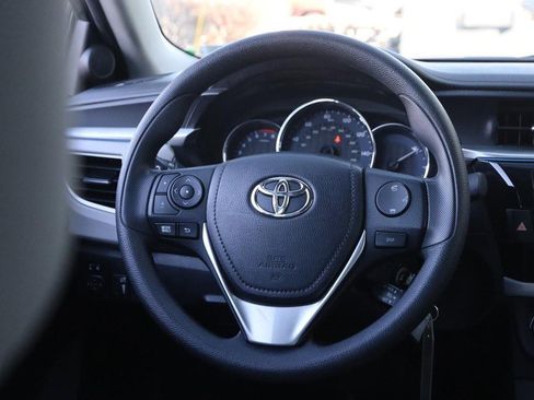 Used 2015 Toyota Corolla LE image 22