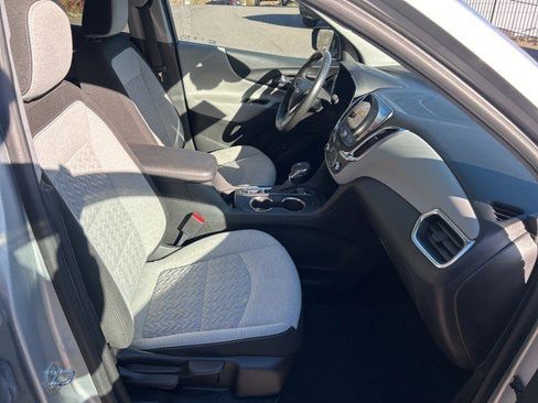 Certified 2022 Chevrolet Equinox LT image 6