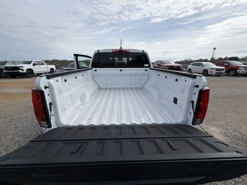 New 2026 Chevrolet Colorado Trail Boss AWD/4WD image 29