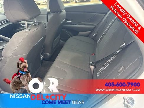 Used 2025 Hyundai Elantra SEL FWD image 9