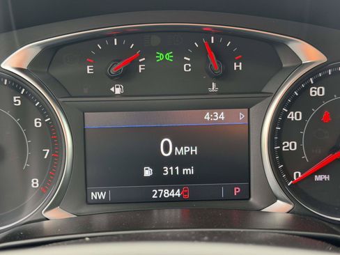 Used 2025 Chevrolet Blazer LT FWD image 26