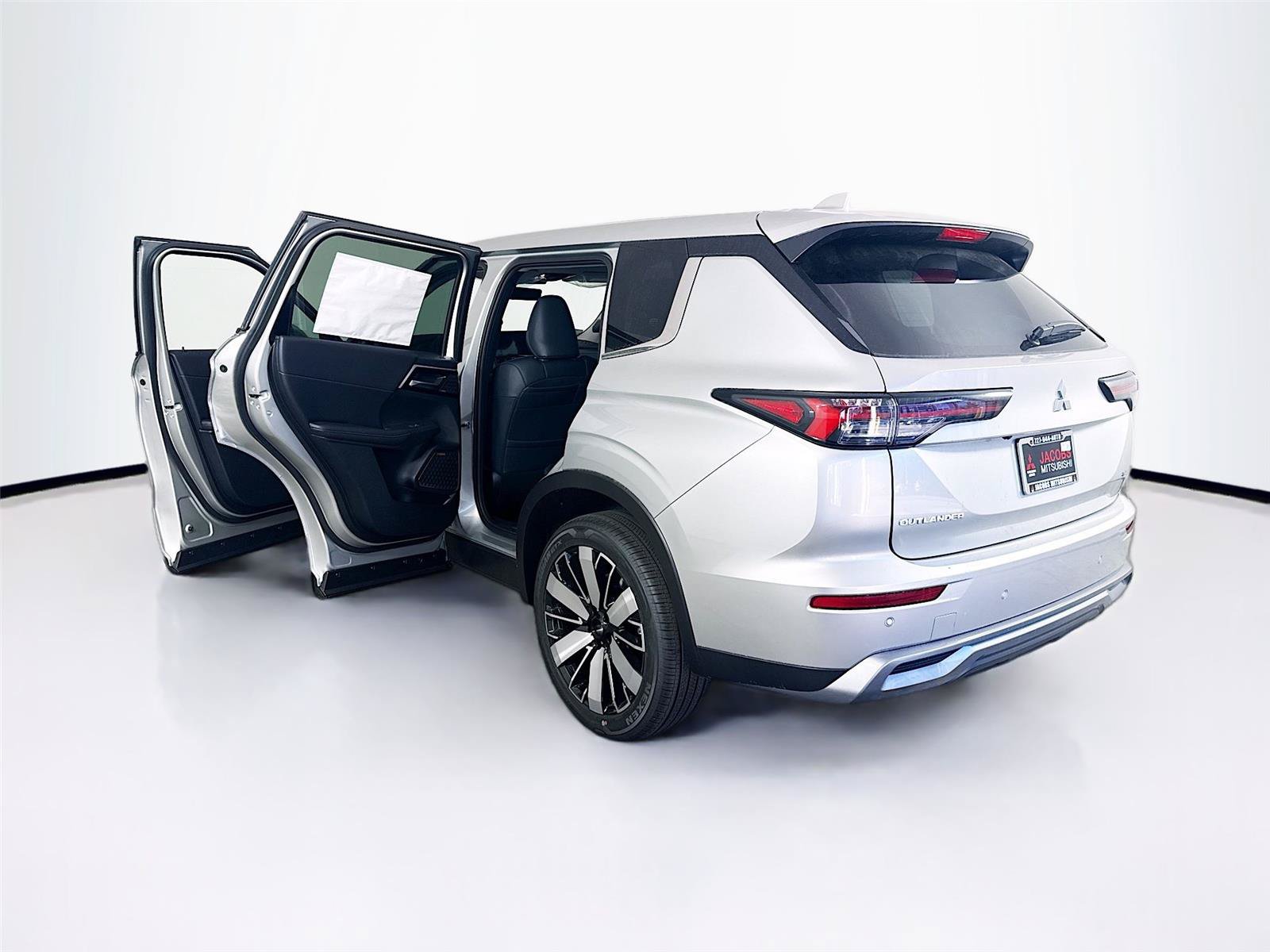 New 2026 Mitsubishi Outlander SE FWD image 35