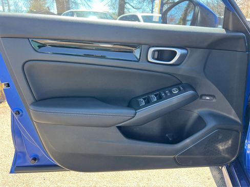 Used 2024 Honda Civic Touring image 17