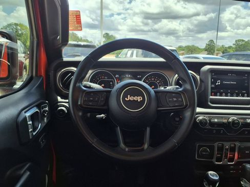 Used 2018 Jeep Wrangler Unlimited Sport S AWD/4WD image 16