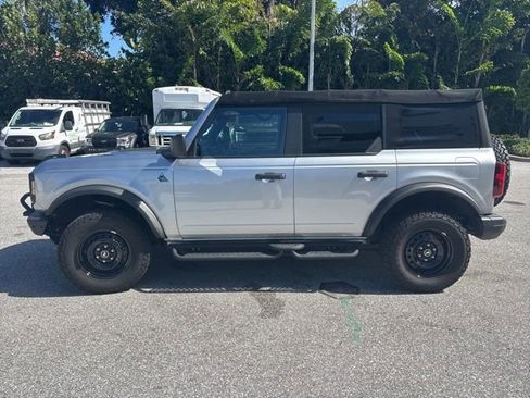 Used 2023 Ford Bronco Black Diamond AWD/4WD image 4