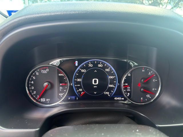 Used 2022 GMC Acadia AT4 w/ Technology Package AWD/4WD image 4