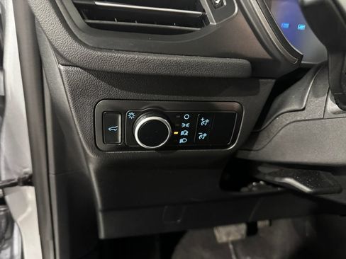 Used 2024 Ford Escape Active AWD/4WD image 37