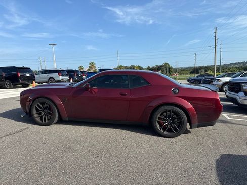 Used 2023 Dodge Challenger SRT Hellcat RWD image 4