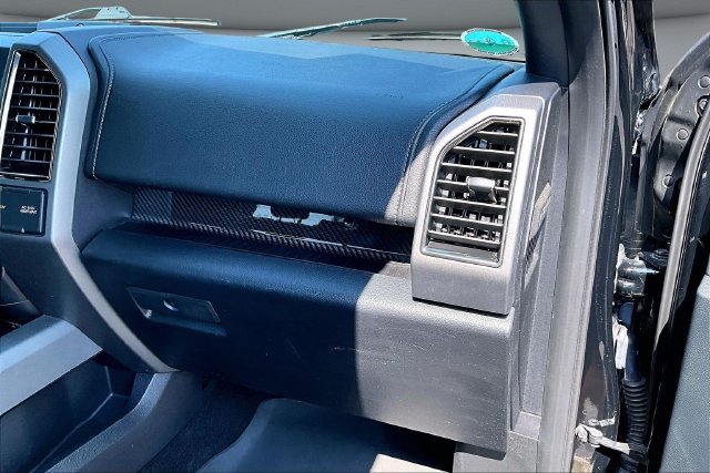 Used 2018 Ford F150 Raptor w/ Equipment Group 802A Luxury AWD/4WD image 27