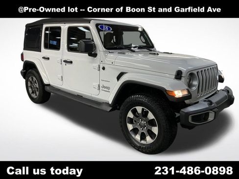 Used 2018 Jeep Wrangler Unlimited Sahara w/ Cold Weather Group image 10