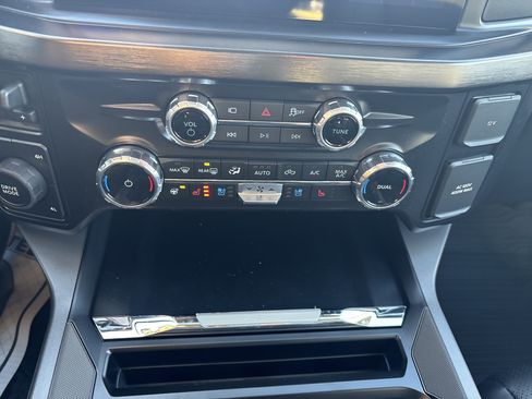 New 2026 Ford F350 Lariat w/ Black Appearance Package AWD/4WD image 25
