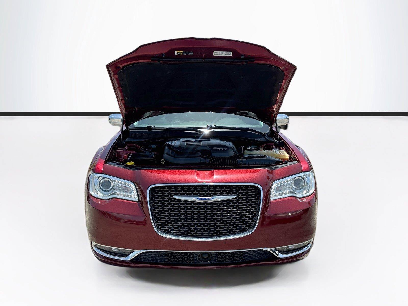 Used 2018 Chrysler 300 Limited w/ Safetytec Plus Group RWD image 34
