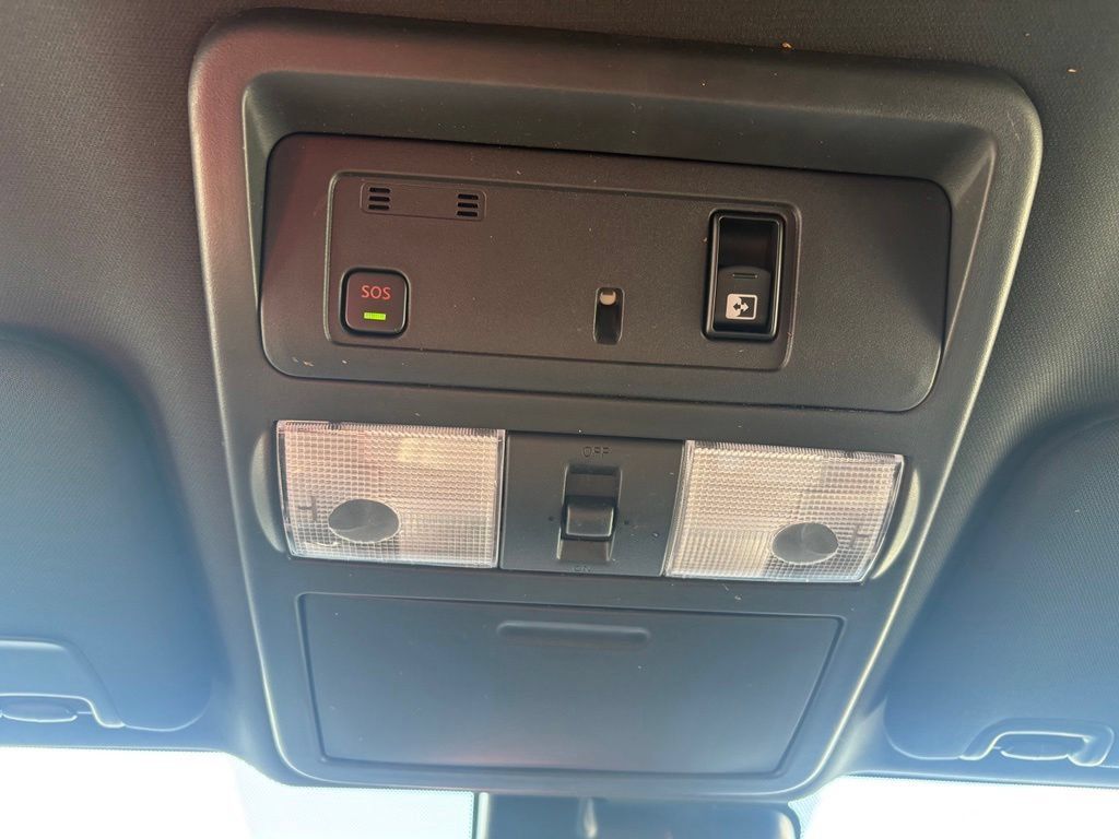Used 2024 Nissan Titan PRO-4X w/ Pro-4x Utility Package AWD/4WD image 24