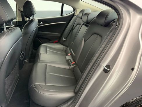 Used 2023 Genesis G70 2.0T AWD/4WD image 42