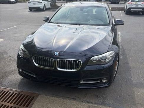 Used 2015 BMW 528i Sedan RWD image 3