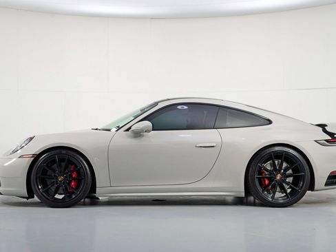 Used 2022 Porsche 911 Carrera S w/ Sport Package image 9