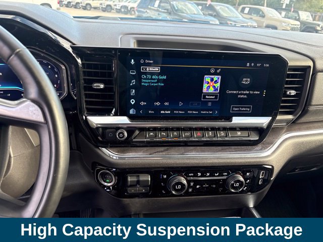 Used 2024 Chevrolet Silverado 1500 LTZ AWD/4WD image 16