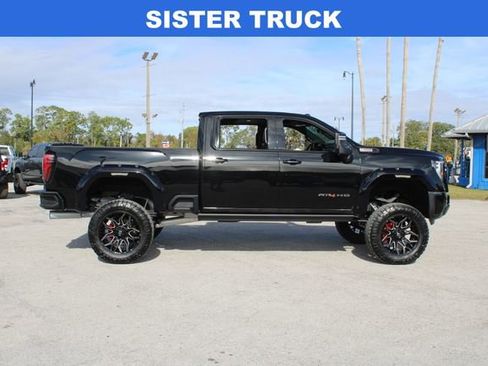 Used 2025 GMC Sierra 2500 AT4 w/ AT4 Premium Plus Package image 15