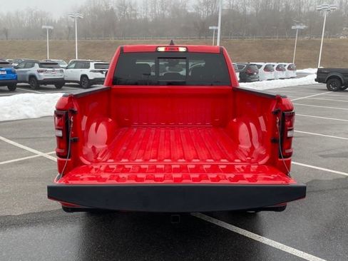 Used 2025 RAM 1500 Big Horn AWD/4WD image 9