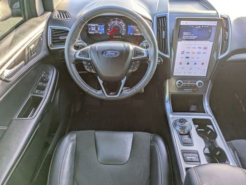 Certified 2022 Ford Edge ST w/ Equipment Group 401A image 16