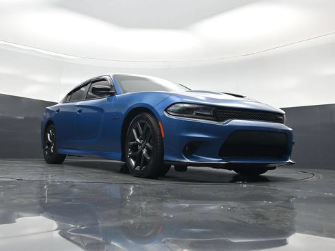 Used 2021 Dodge Charger R/T w/ Plus Group RWD image 48