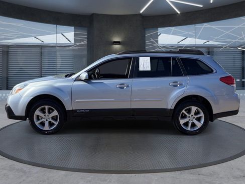 Used 2014 Subaru Outback 2.5i Premium AWD/4WD image 3