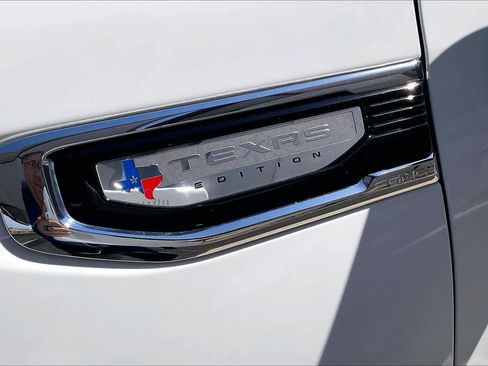 Used 2019 GMC Sierra 1500 SLT image 15