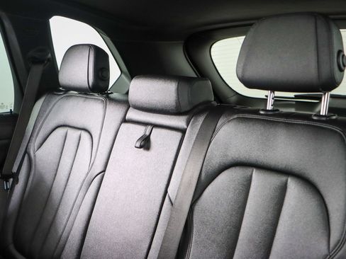 Used 2022 BMW X5 sDrive40i w/ Parking Assistance Package image 25