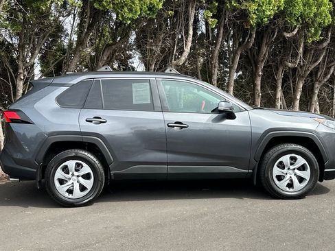 Used 2021 Toyota RAV4 LE w/ Carpet Mat Package (TMS) image 3