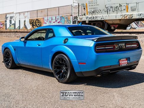 Used 2023 Dodge Challenger SRT Hellcat RWD image 5
