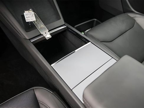 Used 2025 Tesla Model 3 Long Range image 19